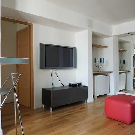 Apartment Porte Maillot 2 Pieces Lumineux 17 *